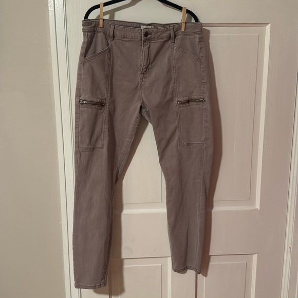 Pistola Women's Jeans Zip Cargo Pants Khaki Tan Size 32 - Picture 1 of 10